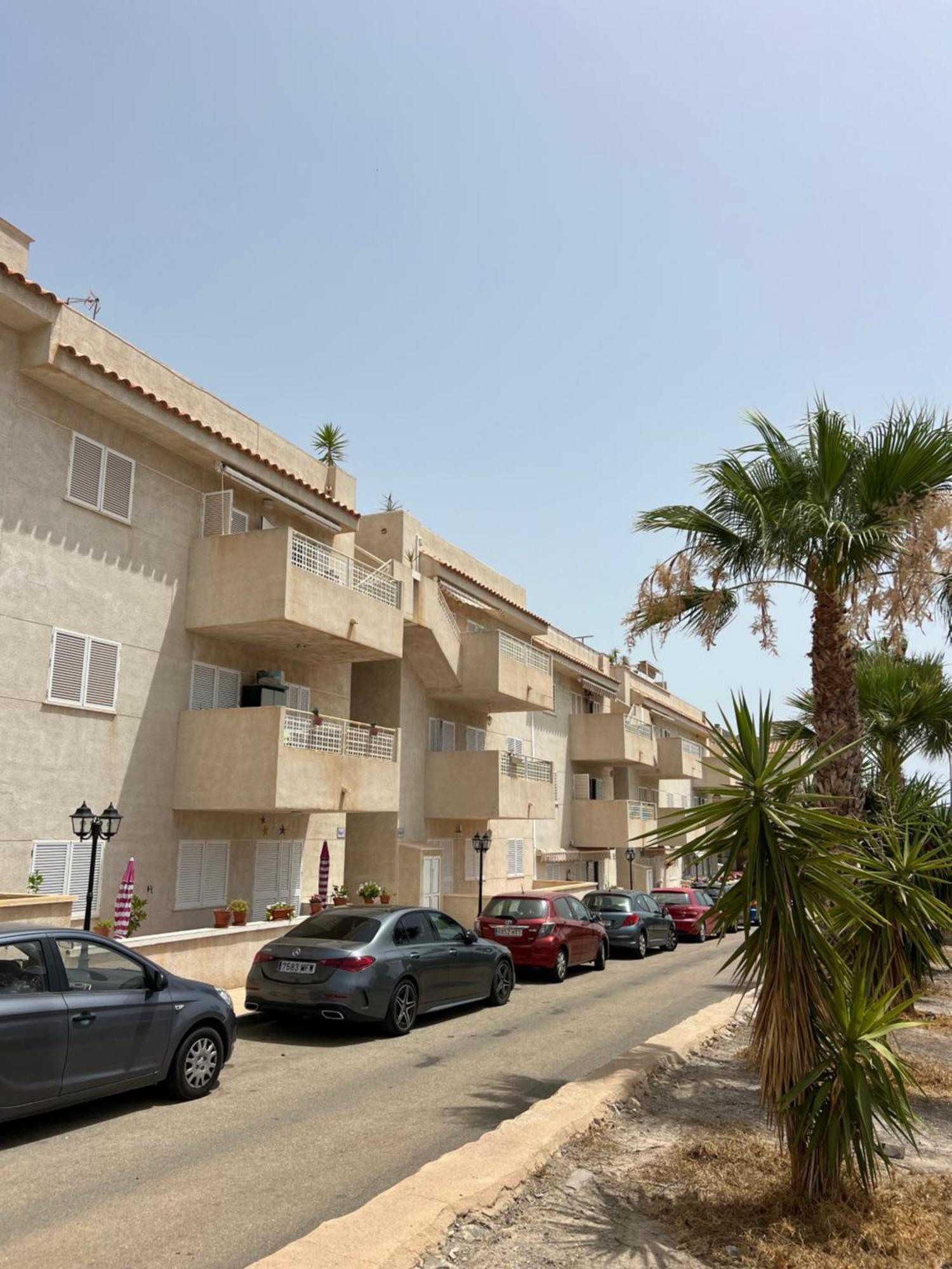 Piso Con Ac, Piscina Y Pista De Padel Y Tenis En Aguilas Exterior photo