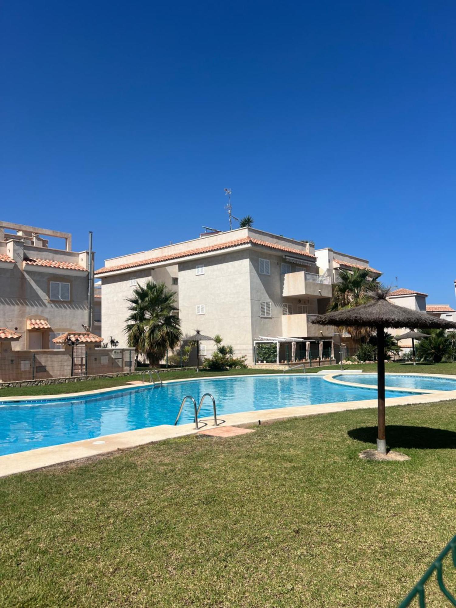 Piso Con Ac, Piscina Y Pista De Padel Y Tenis En Aguilas Exterior photo